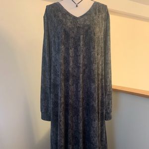 NWT LuLaRoe Emily Dress !!!